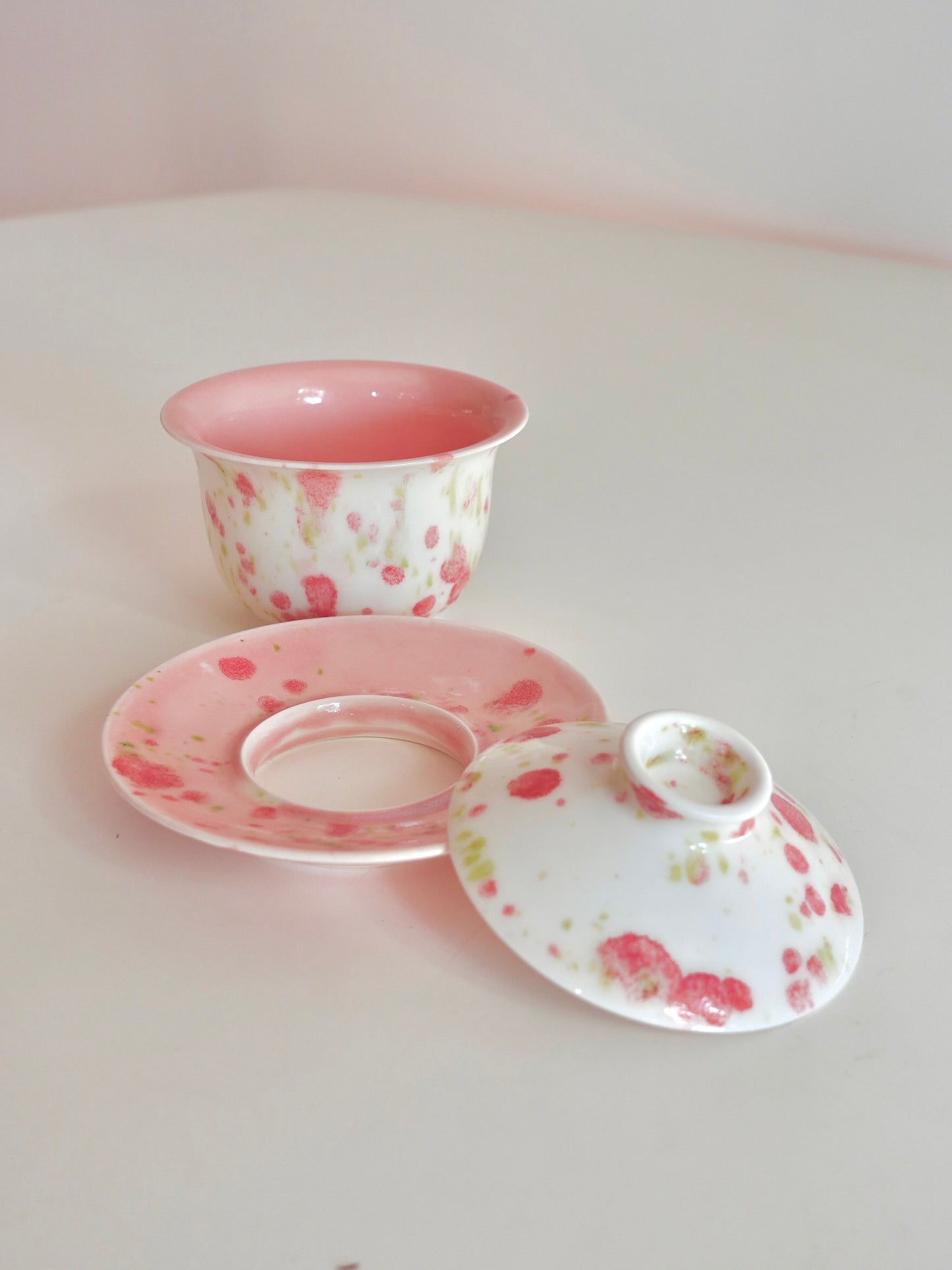 Dreamy Strawberry Gaiwan
