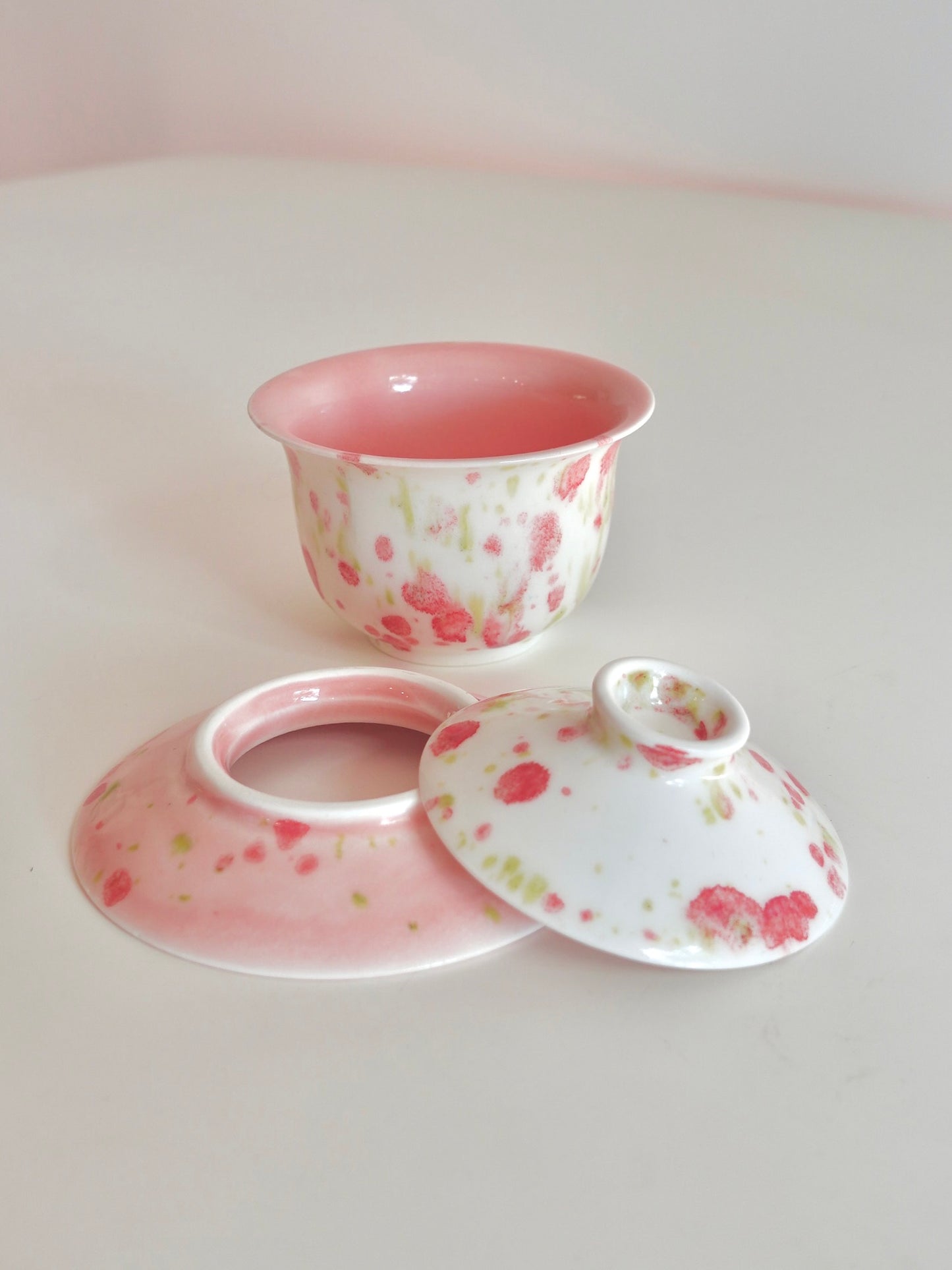 Dreamy Strawberry Gaiwan