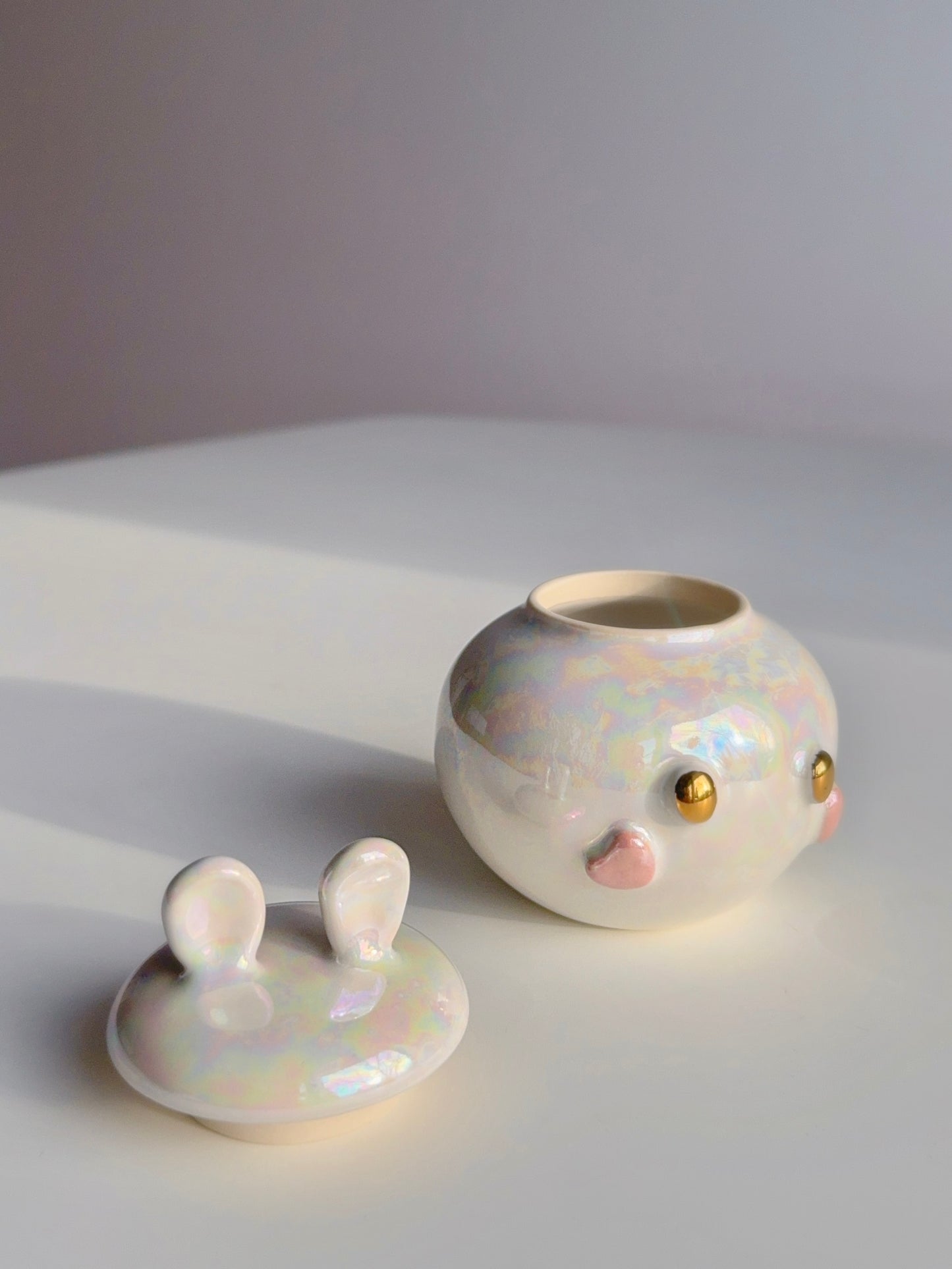 Lustre Short Bun Jar