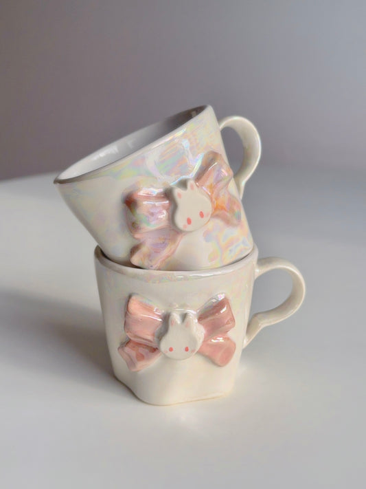 Pearlescent Bun Bow Floral Cup