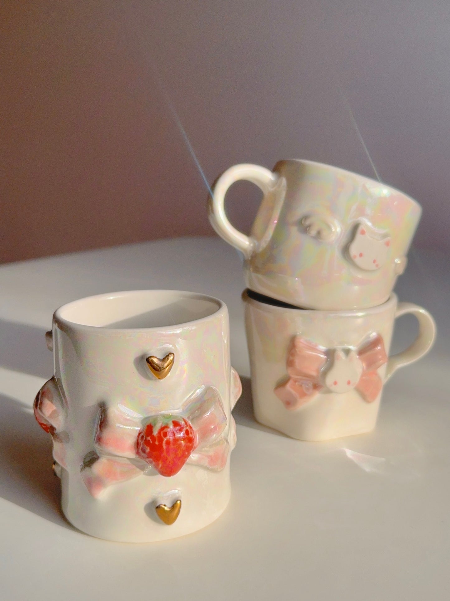 White Strawberry Bow Smooth Tumbler