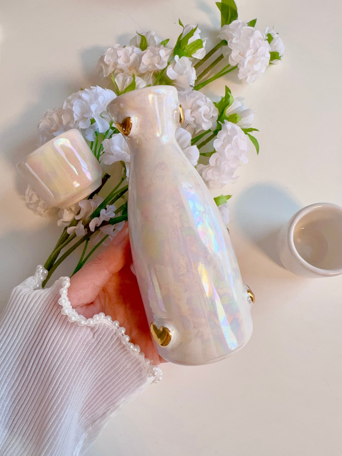 Dreamy White Sake Set