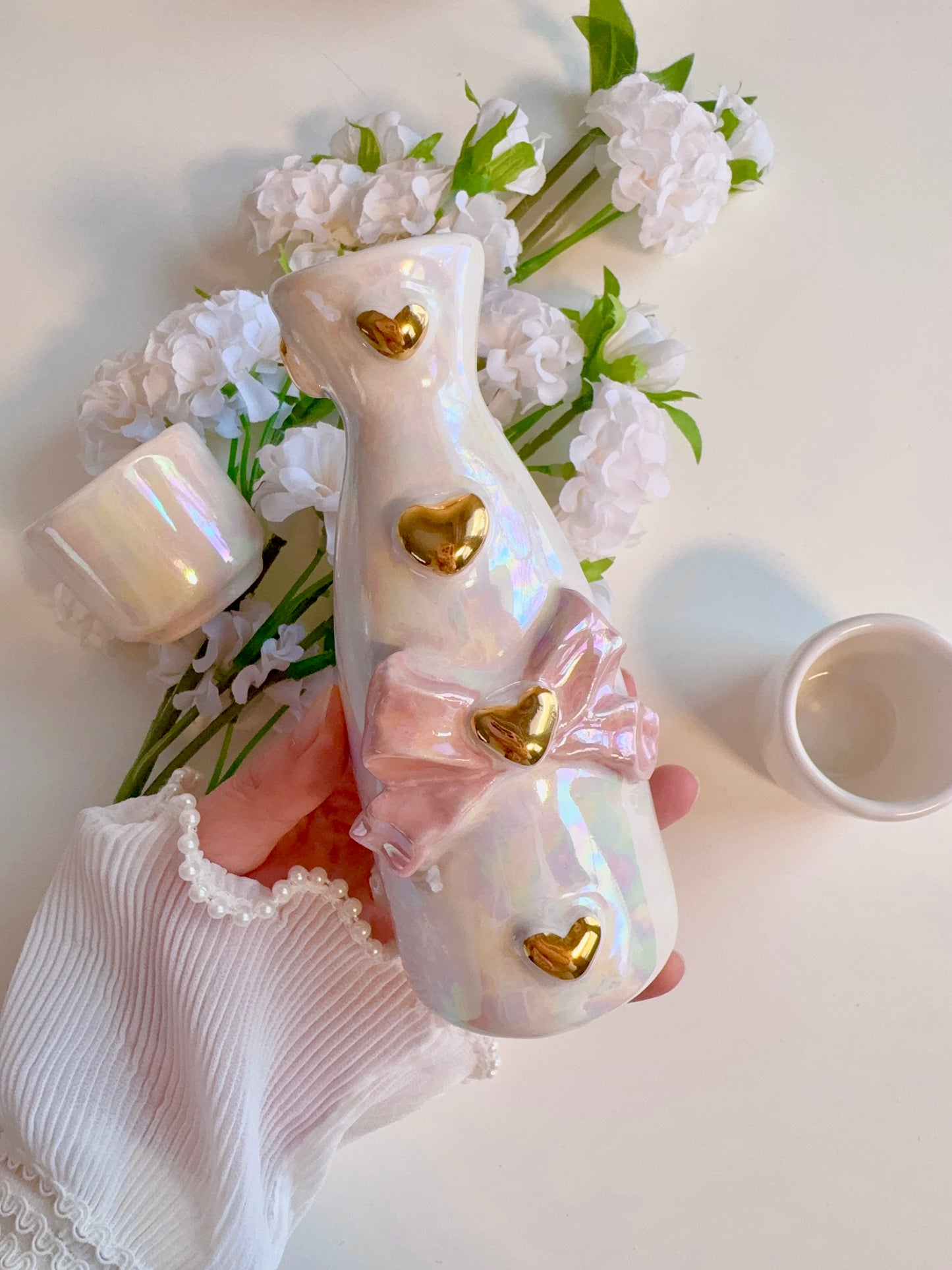 Dreamy White Sake Set